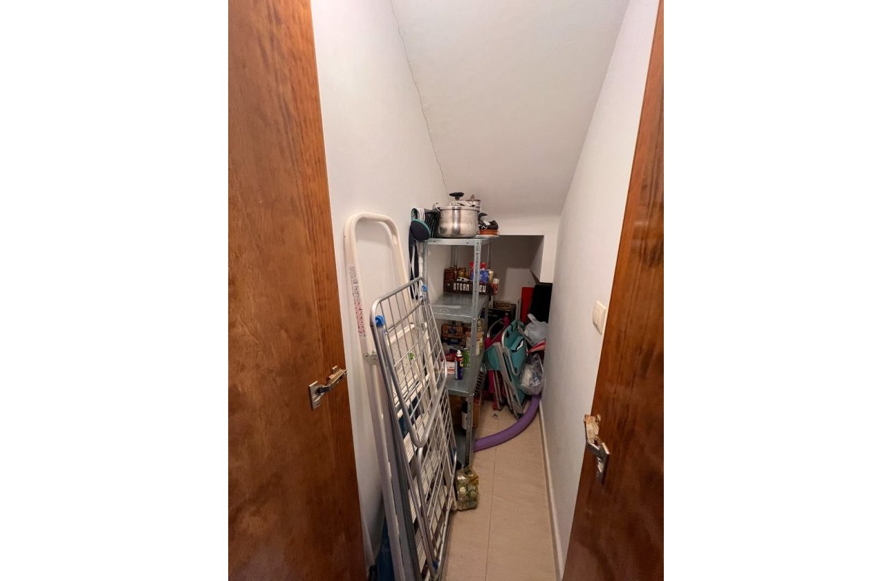 Resale - Villa / Semi detached - Pilar de la Horadada