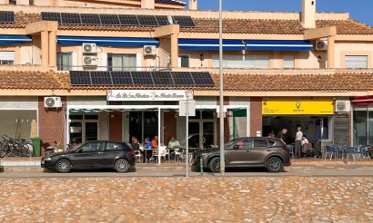 Resale - Villa / Semi detached - Pilar de la Horadada