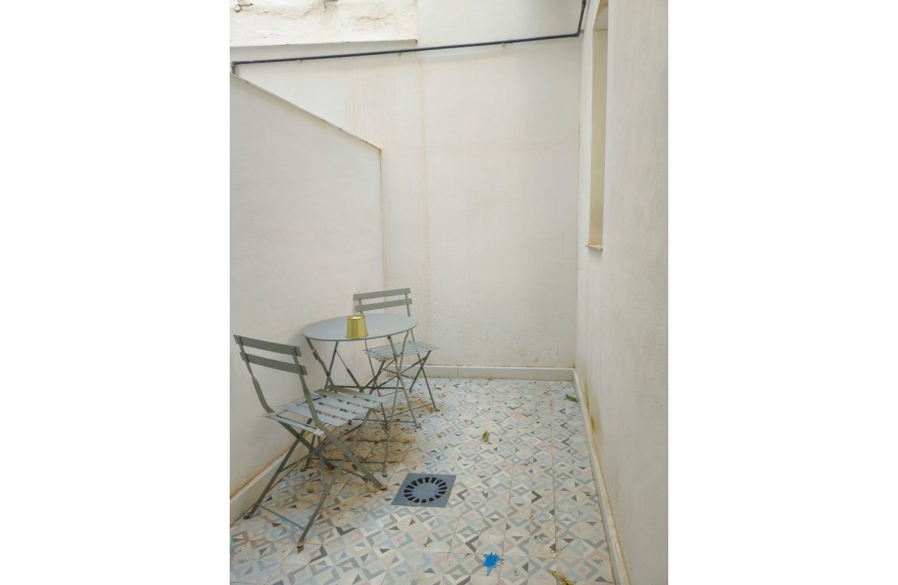 Revente - Building - Alicante - Centro