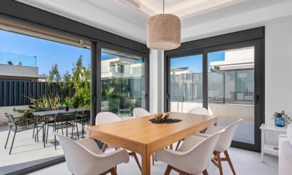 Resale - Villa / Semi detached - San Fulgencio - La Marina