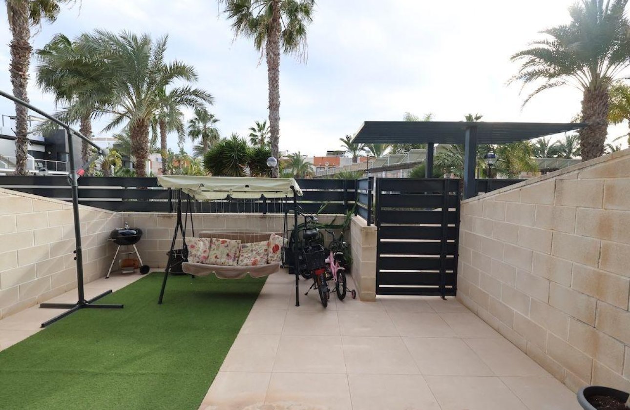 Reventa - Villa / Semi detached - Orihuela Costa - Los Dolses