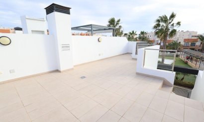 Reventa - Villa / Semi detached - Orihuela Costa - Los Dolses