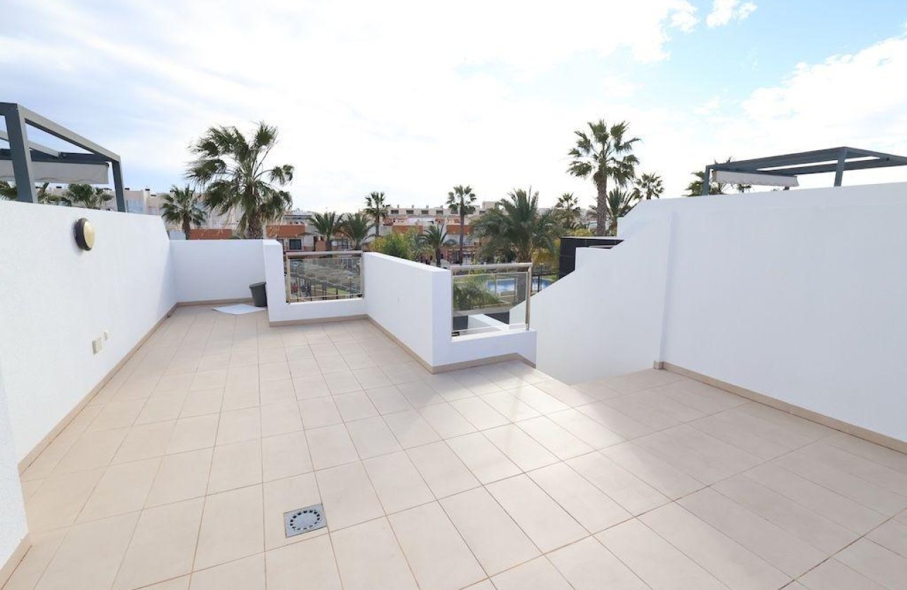 Reventa - Villa / Semi detached - Orihuela Costa - Los Dolses