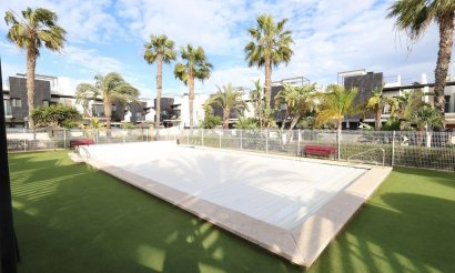 Reventa - Villa / Semi detached - Orihuela Costa - Los Dolses