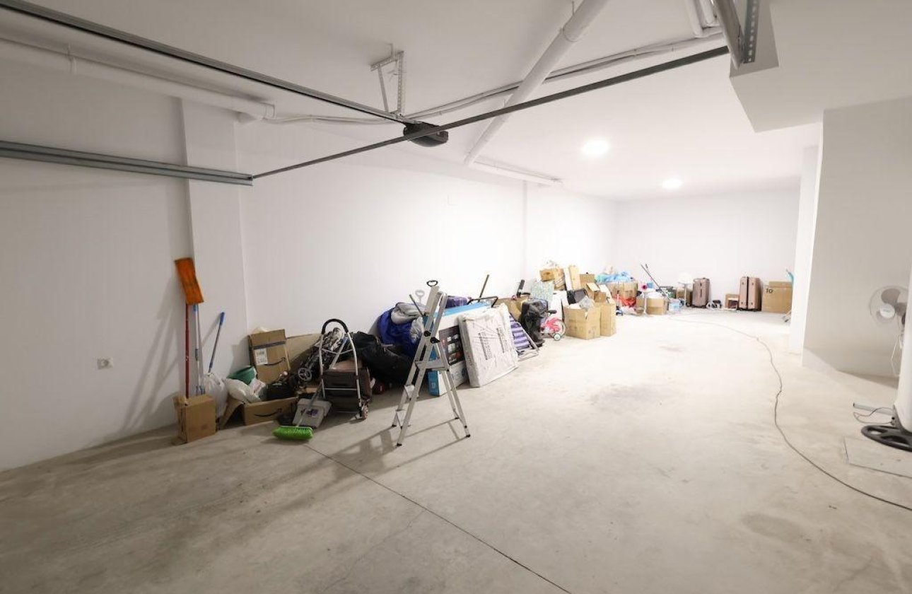 Reventa - Villa / Semi detached - Orihuela Costa - Los Dolses