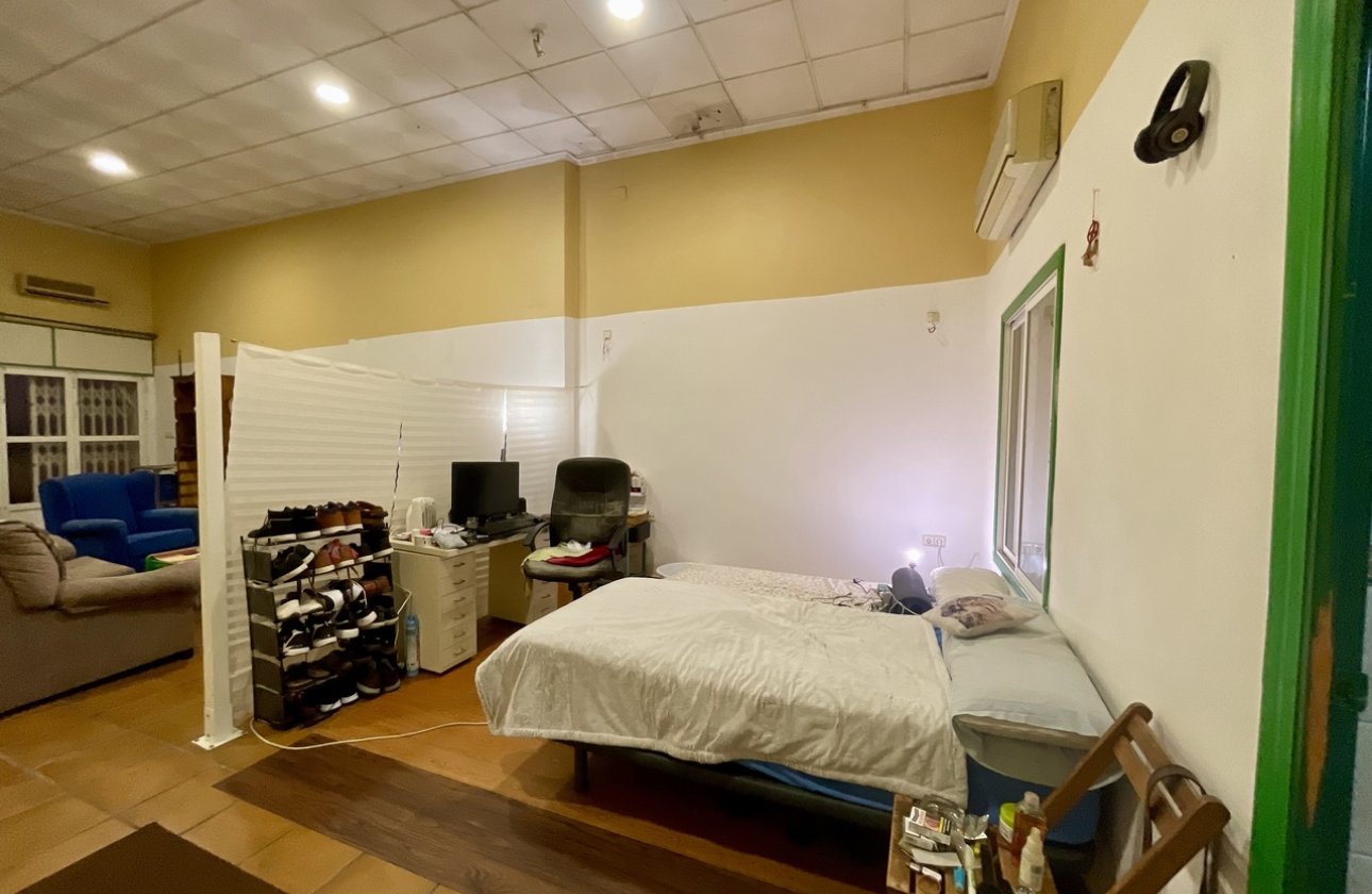 Resale - Bungalow - Torrevieja
