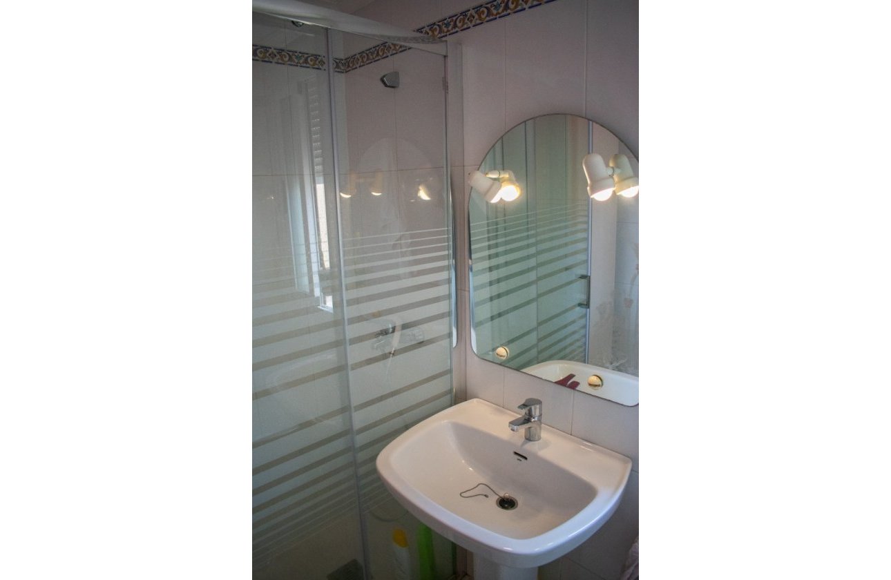 Resale - Apartment / flat - La Manga del Mar Menor - La Manga Del Mar Menor