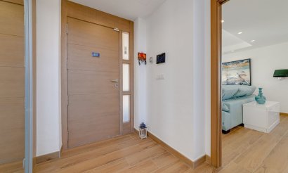 Resale - Villa - Torrevieja