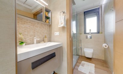 Resale - Villa - Torrevieja