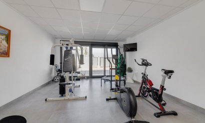 Resale - Villa - Torrevieja