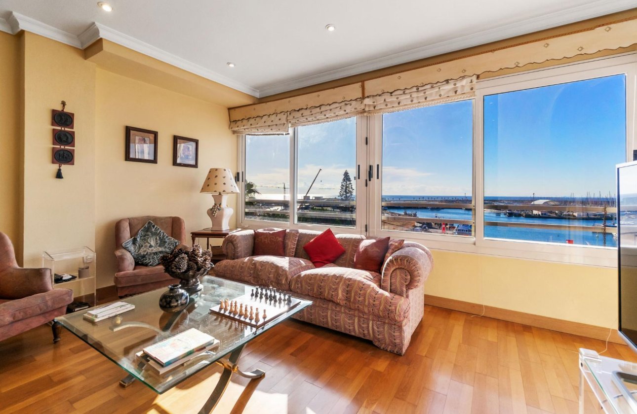 Resale - Apartment / flat - Torrevieja - CLUB NAUTICO TORREVIEJA