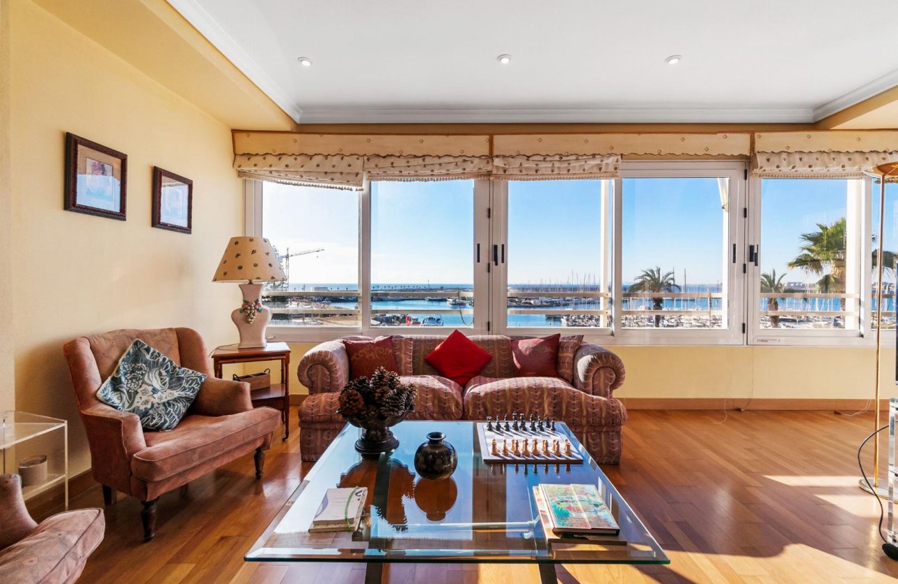 Resale - Apartment / flat - Torrevieja - CLUB NAUTICO TORREVIEJA