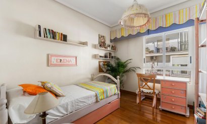 Resale - Apartment / flat - Torrevieja - CLUB NAUTICO TORREVIEJA