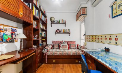 Resale - Apartment / flat - Torrevieja - CLUB NAUTICO TORREVIEJA