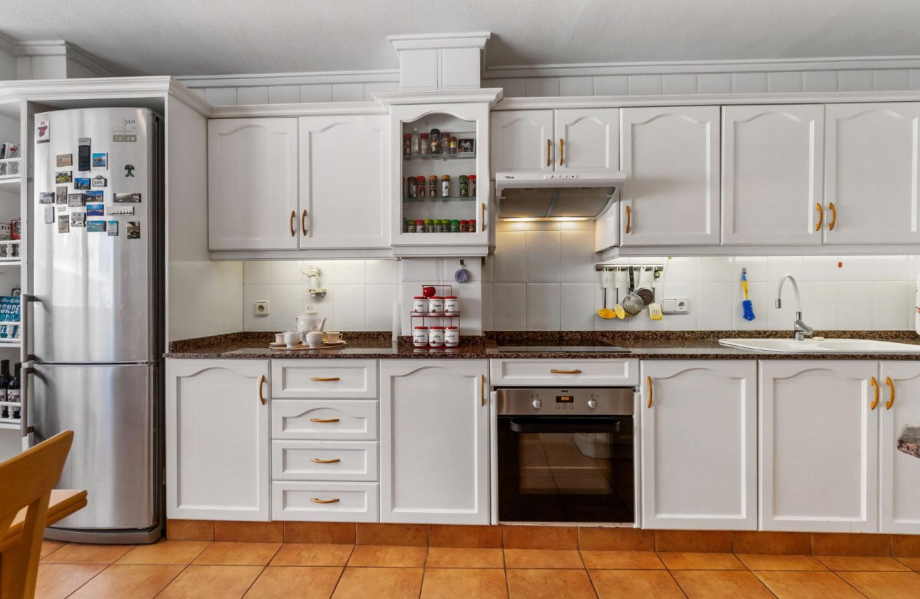 Resale - Apartment / flat - Torrevieja - CLUB NAUTICO TORREVIEJA