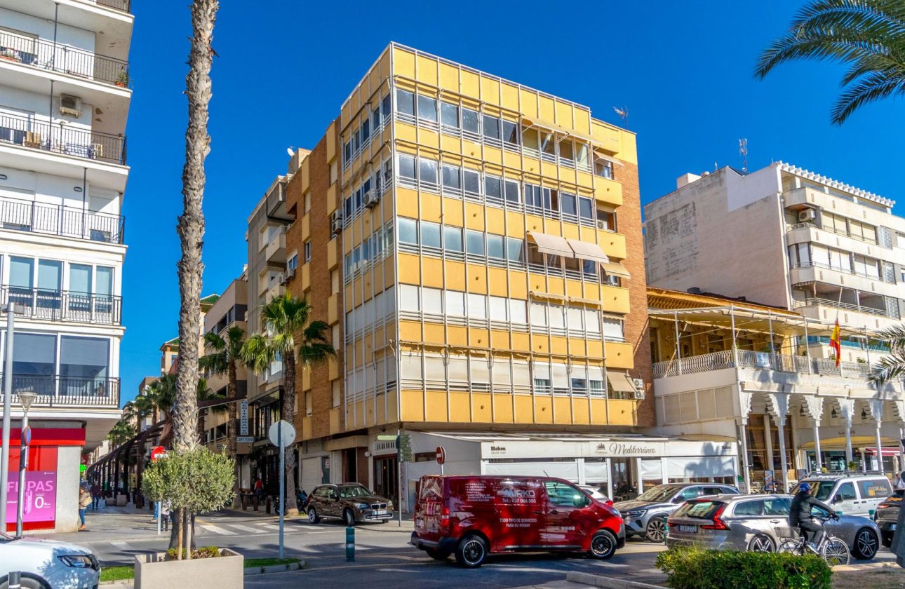 Resale - Apartment / flat - Torrevieja - CLUB NAUTICO TORREVIEJA