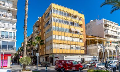 Resale - Apartment / flat - Torrevieja - CLUB NAUTICO TORREVIEJA