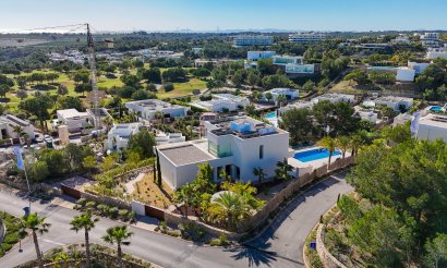 Reventa - Villa - Orihuela Costa - Las Colinas Golf