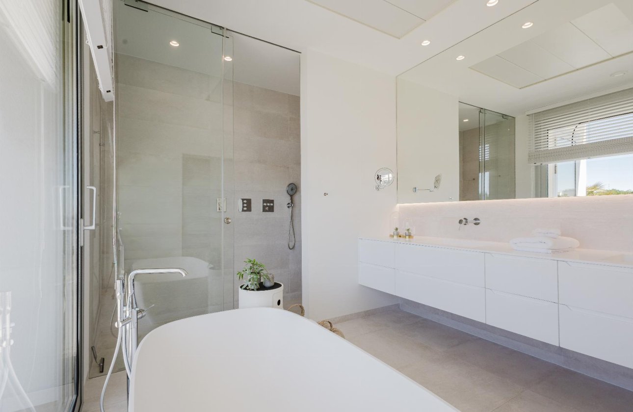 Reventa - Villa - Orihuela Costa - Las Colinas Golf