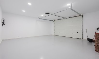 Reventa - Villa - Orihuela Costa - Las Colinas Golf