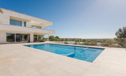 Reventa - Villa - Orihuela Costa - Las Colinas Golf