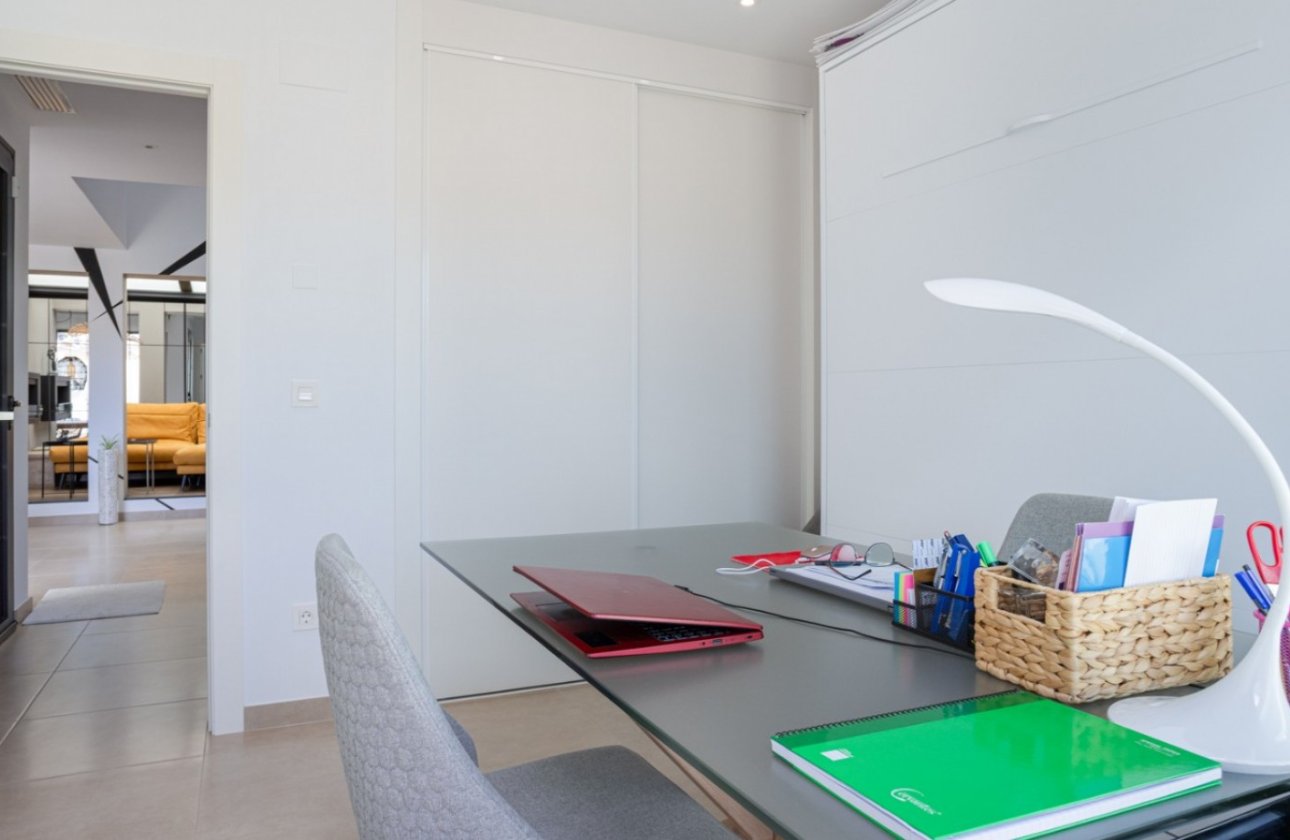 Resale - Townhouse - Benijofar