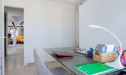 Resale - Townhouse - Benijofar