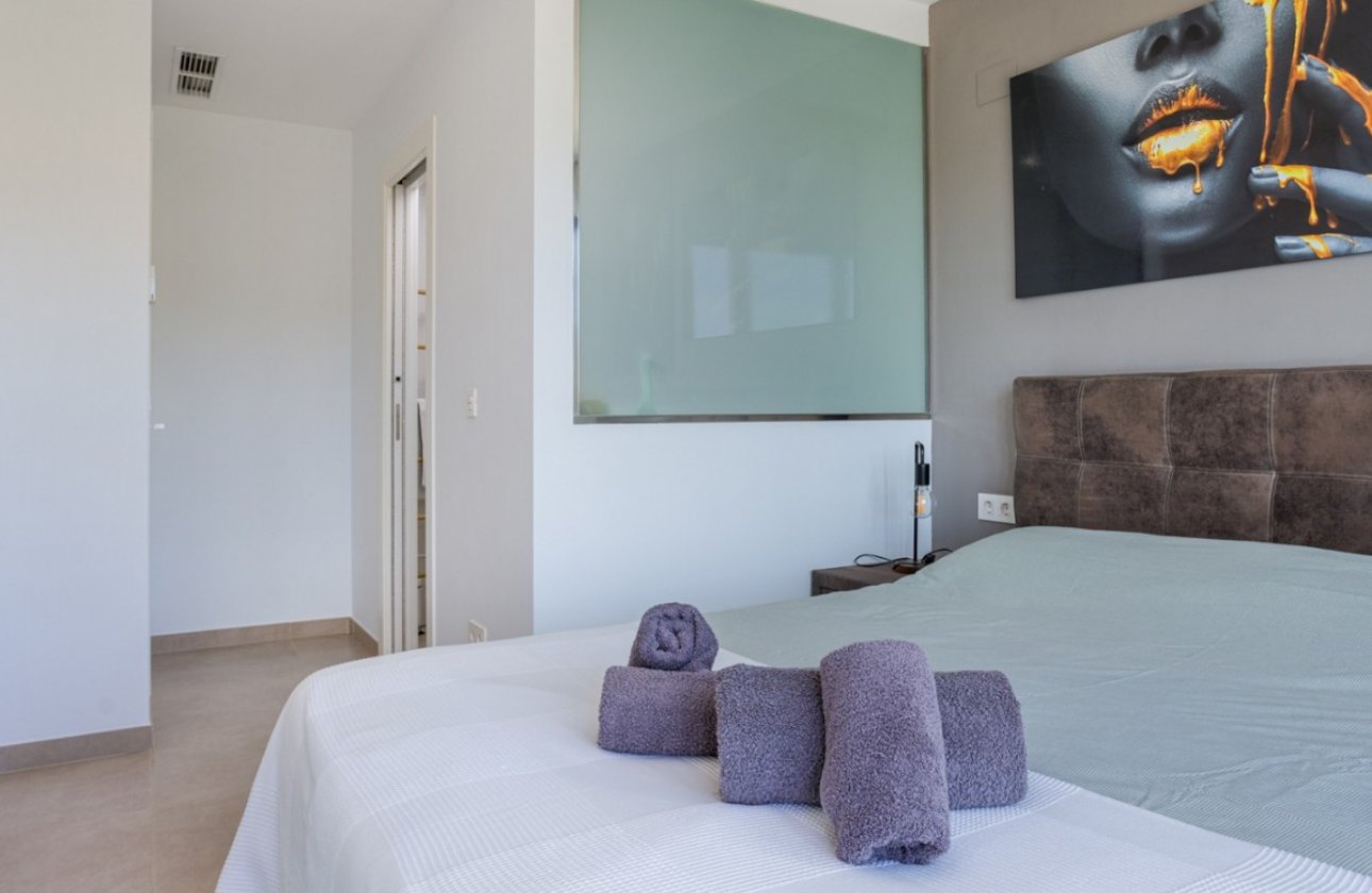 Resale - Townhouse - Benijofar