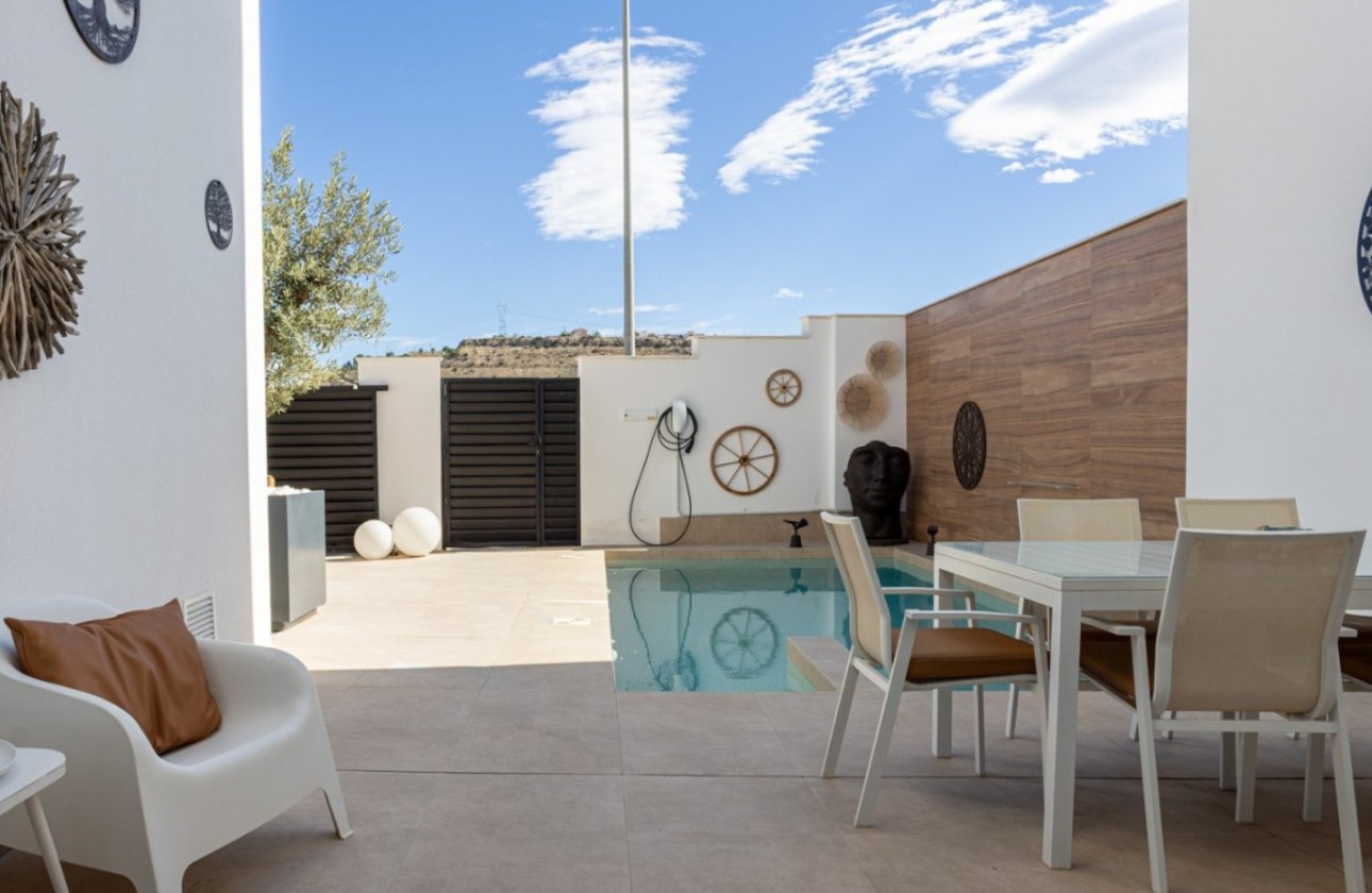 Resale - Townhouse - Benijofar