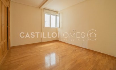 Reventa - Apartamento / piso - Torrevieja - Centro