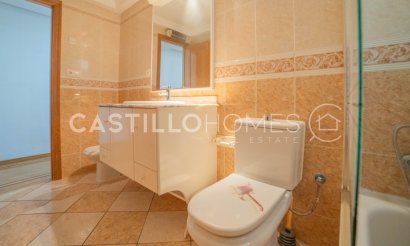 Reventa - Apartamento / piso - Torrevieja - Centro