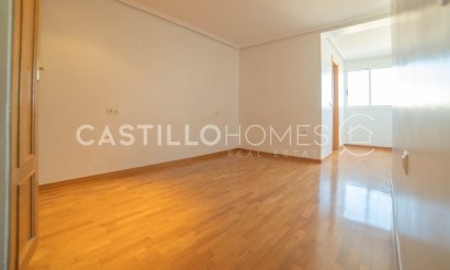 Reventa - Apartamento / piso - Torrevieja - Centro