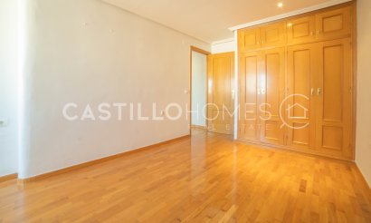 Reventa - Apartamento / piso - Torrevieja - Centro