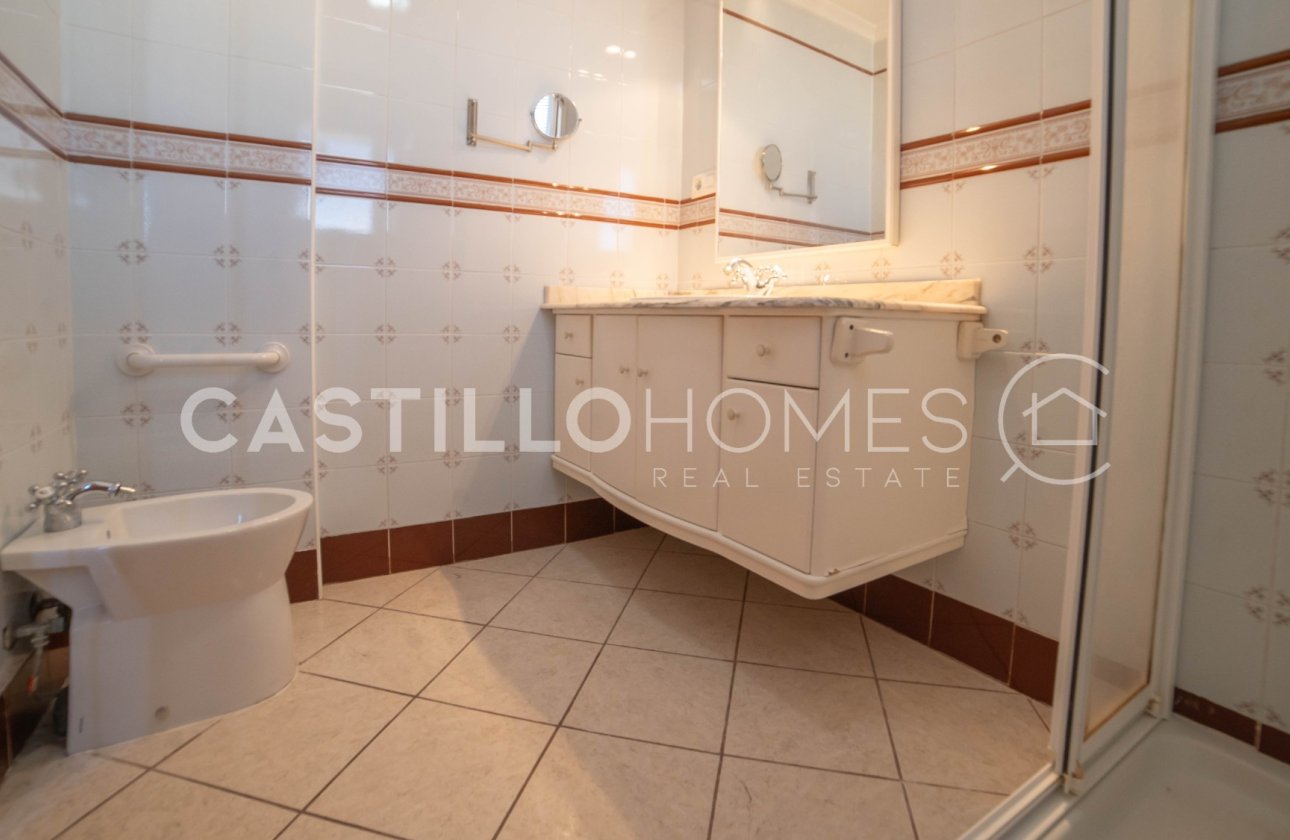 Reventa - Apartamento / piso - Torrevieja - Centro