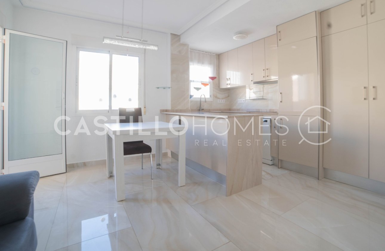 Resale - Apartment / flat - Torrevieja - Playa de El Cura