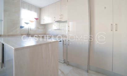 Resale - Apartment / flat - Torrevieja - Playa de El Cura