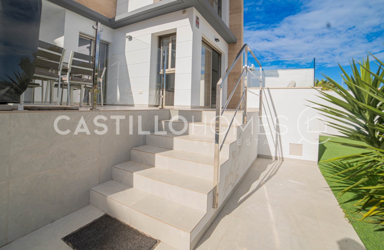 Reventa - Villa - Orihuela Costa - Las Filipinas