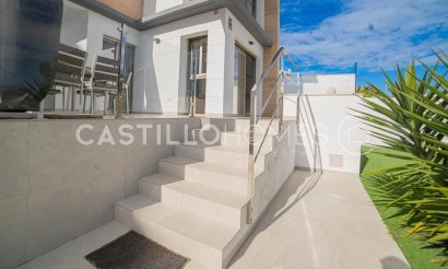Reventa - Villa - Orihuela Costa - Las Filipinas