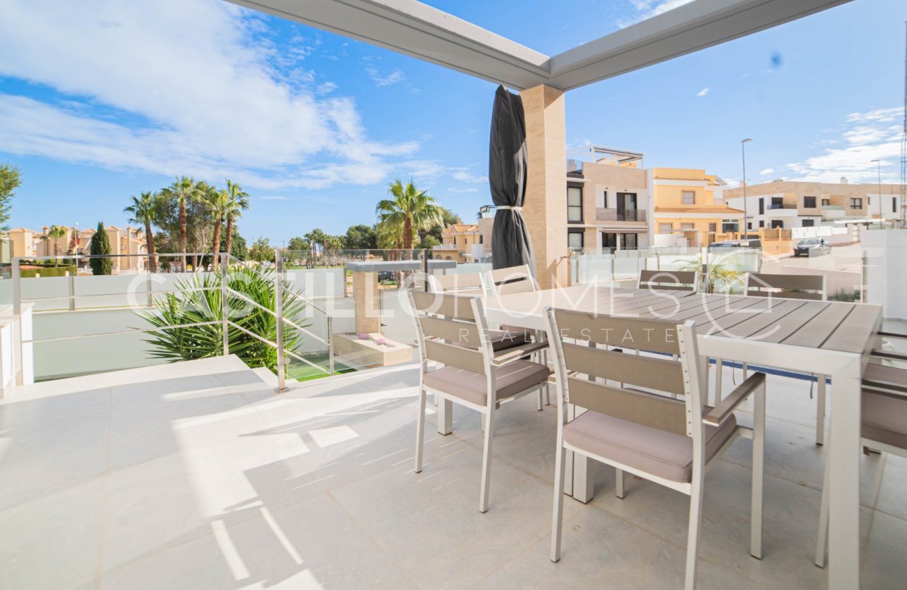 Reventa - Villa - Orihuela Costa - Las Filipinas