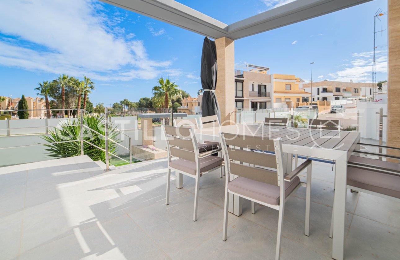 Reventa - Villa - Orihuela Costa - Las Filipinas