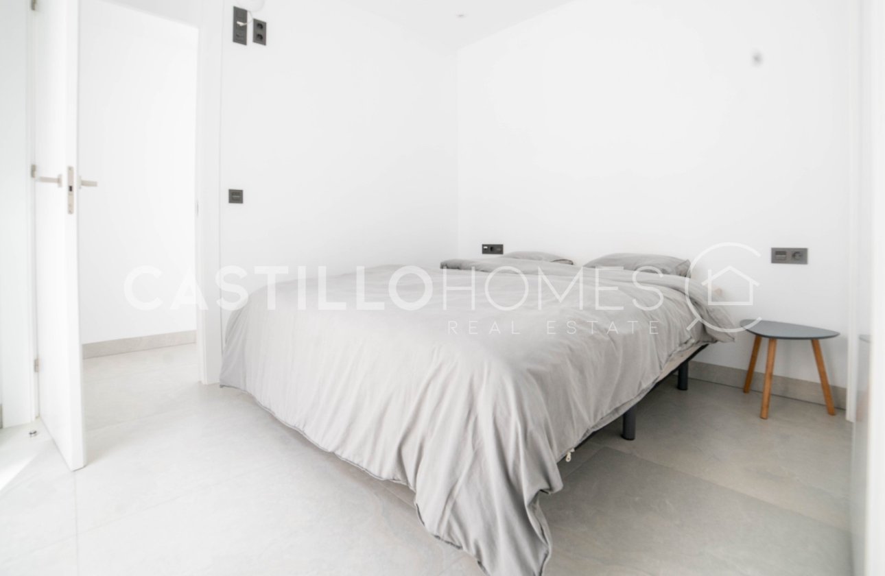 Reventa - Villa - Orihuela Costa - Las Filipinas