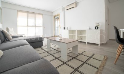 Reventa - Apartamento / piso - Torrevieja - Centro