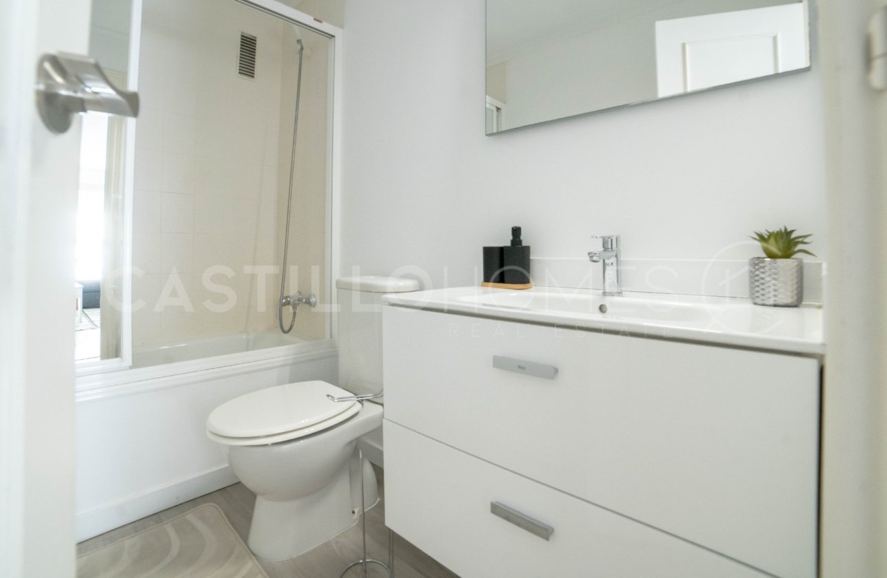 Reventa - Apartamento / piso - Torrevieja - Centro