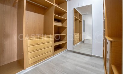 Reventa - Apartamento / piso - Torrevieja - Centro