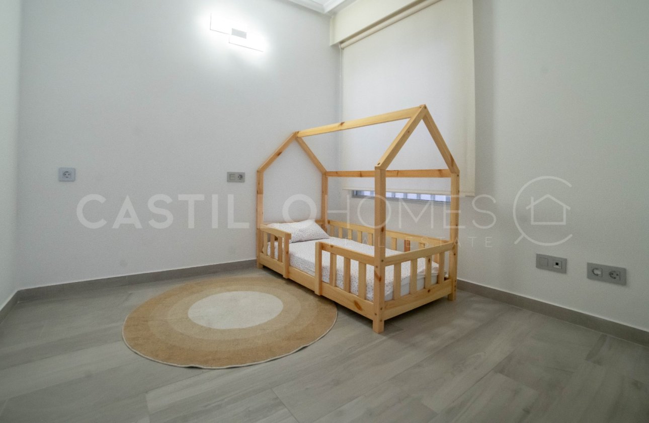 Reventa - Apartamento / piso - Torrevieja - Centro