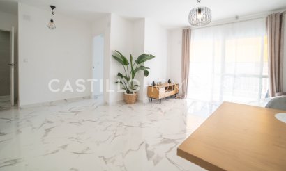 Reventa - Apartamento / piso - Torrevieja - Centro