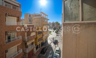 Reventa - Apartamento / piso - Torrevieja - Centro