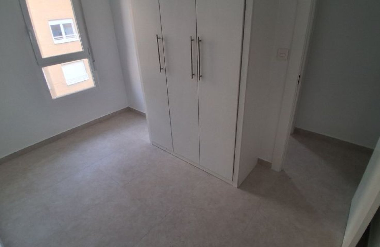 Resale - Apartment / flat - Torrevieja