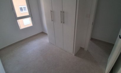 Resale - Apartment / flat - Torrevieja