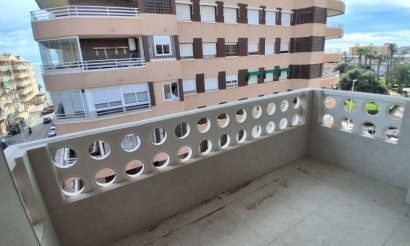 Resale - Apartment / flat - Torrevieja